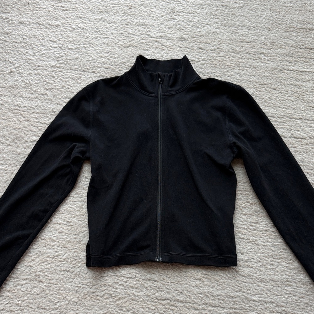 Aritzia TNABUTTER™ LIMIT ZIP LONGSLEEVE